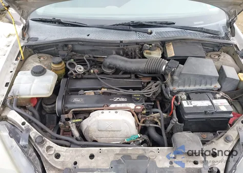 2004 Ford Focus Zx5 из США, поврежденный, VIN 3FAFP37394R115084